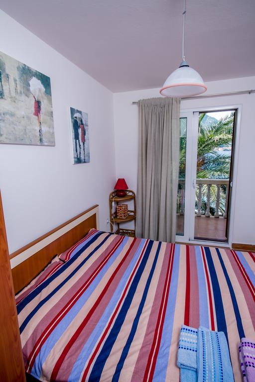 Apartments Beachfront Kotor Exterior foto